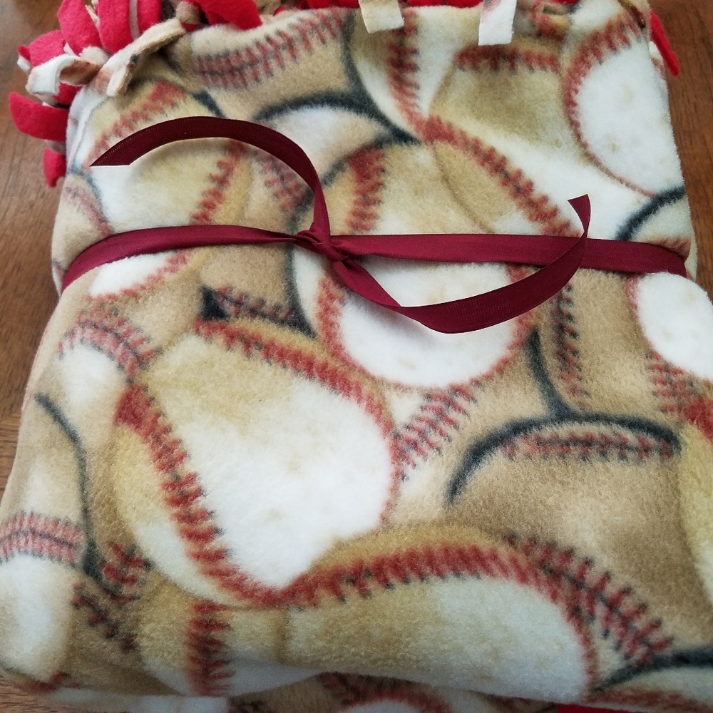 Baseball fleece throw blanket - Picture 2 of 7